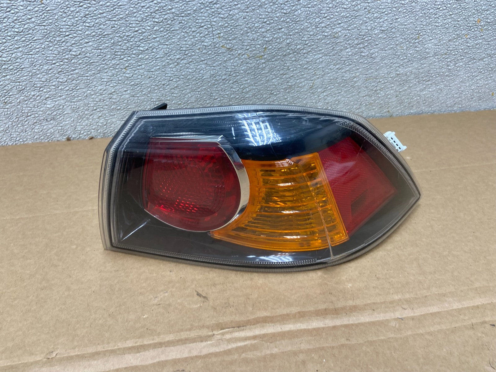 2008-2015 Mitsubishi Lancer Evo 10 X Right Passenger RH Tail Light OEM AB3443 LK0
