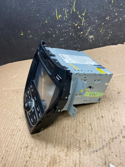 2013 to 2016 Hyundai Santa Fe AM/FM Radio CD Player Oem Y7950 DG3