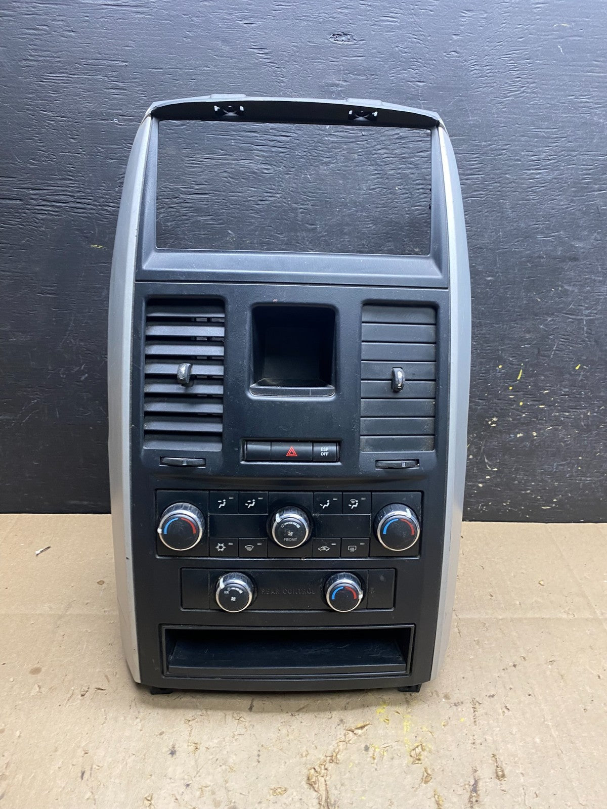 2008-2010 Dodge Grand Caravan  A/C Climate Control Unit Bezel Trim Oem U5219 DG0