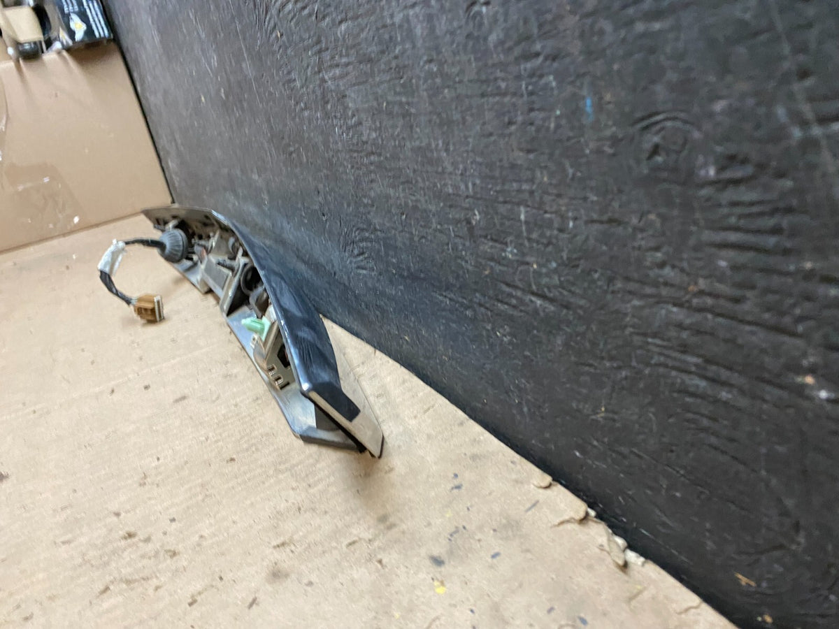 2010-2015 Cadillac SRX Rear Liftgate Tailgate Finish Molding W/ Camera J0547 DG18