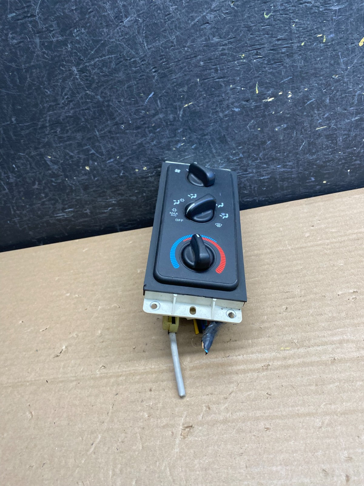 1998 to 2001 Dodge Ram 1500 Temperature Climate Control Heat AC Heater AG0109 DG0