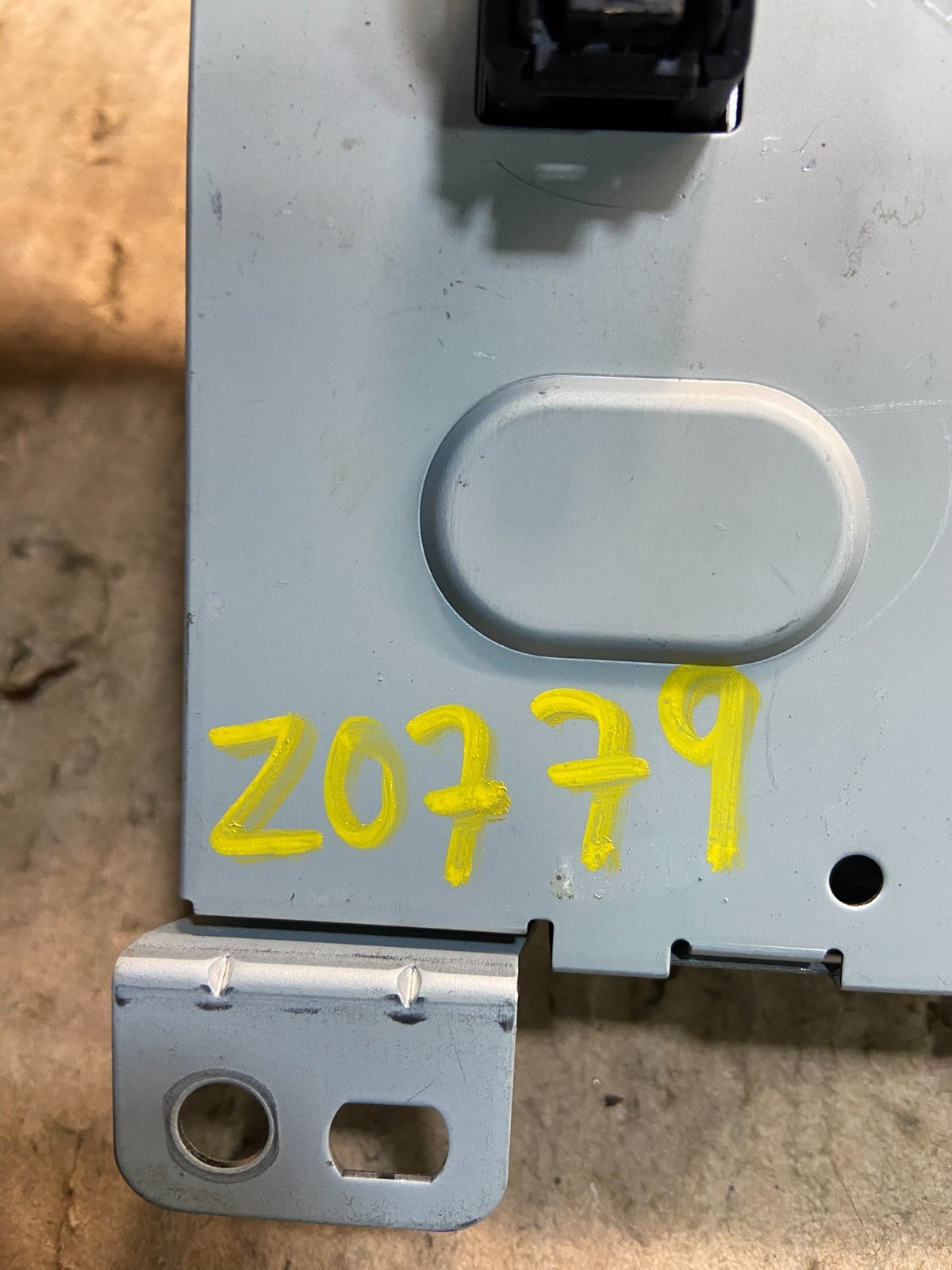 2010 - 2011 Chevrolet Equinox Radio Display Screen Information Dash Oem Z0779 DG8