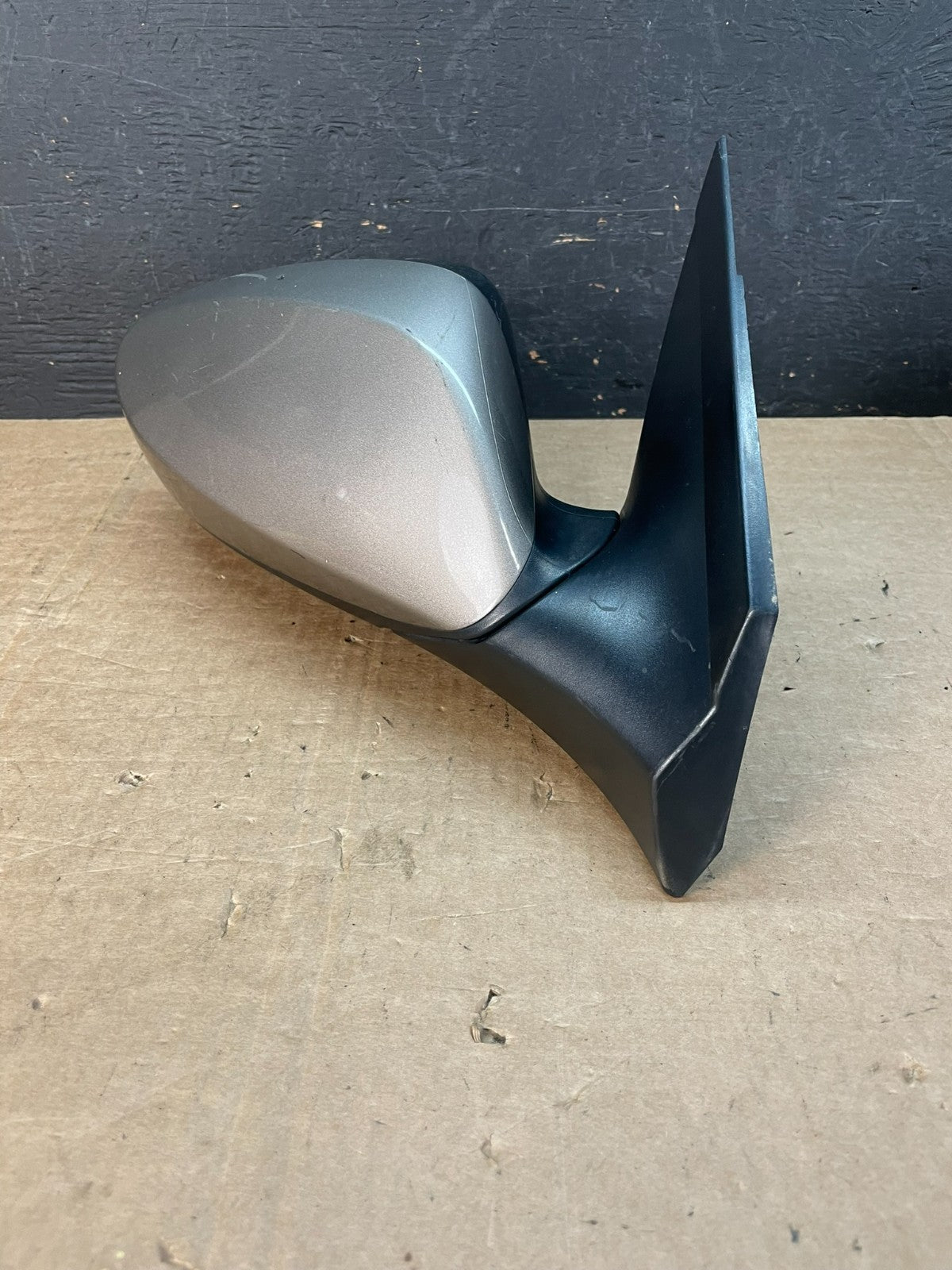 2012 to 2017 Hyundai Accent Right Passenger Side View Door Mirror AE8509 DW1