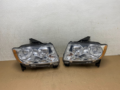 2011-2013 Jeep Grand Cherokee Left+Right Halogen Headlights S0260 DW0