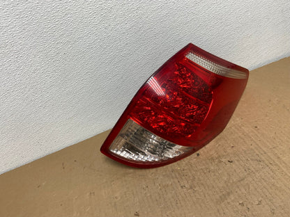 2006 2007 2008 Toyota Rav4 Right Passenger RH Side Tail Light OEM AB6610 LK2