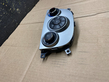 2010 2011 2012 Hyundai Santa Fe Automatic Climate AC Heater Control OE AA4484 DG3