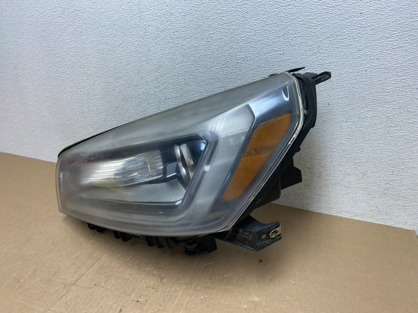 2013-2016 Gmc Acadia Left Driver LH Side Led Halogen Headlight AE6761 DW1