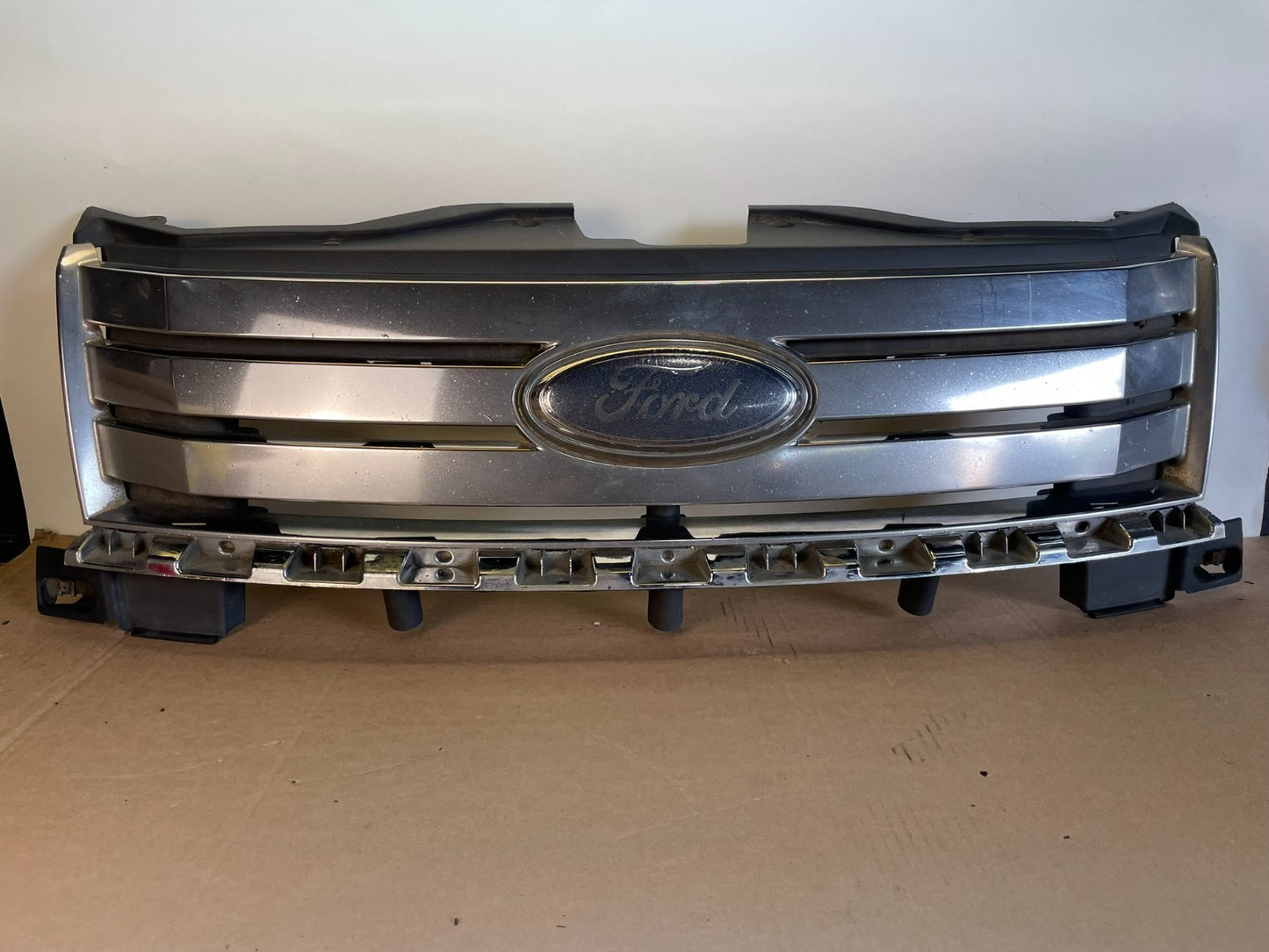 2007 2008 2009 2010 Ford Edge Front Upper Chrome Grill Grille AG0987 DG0