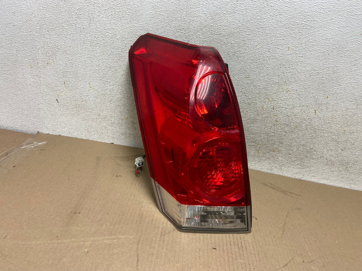 2004 to 2009 Nissan Quest Left Driver Lh Side Tail Light AH6699 LK0