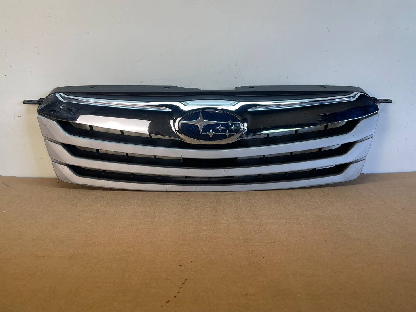 2010 - 2012 Subaru Legacy Outback Wagon Front Grill Grille Aftermarket af8587 DG0