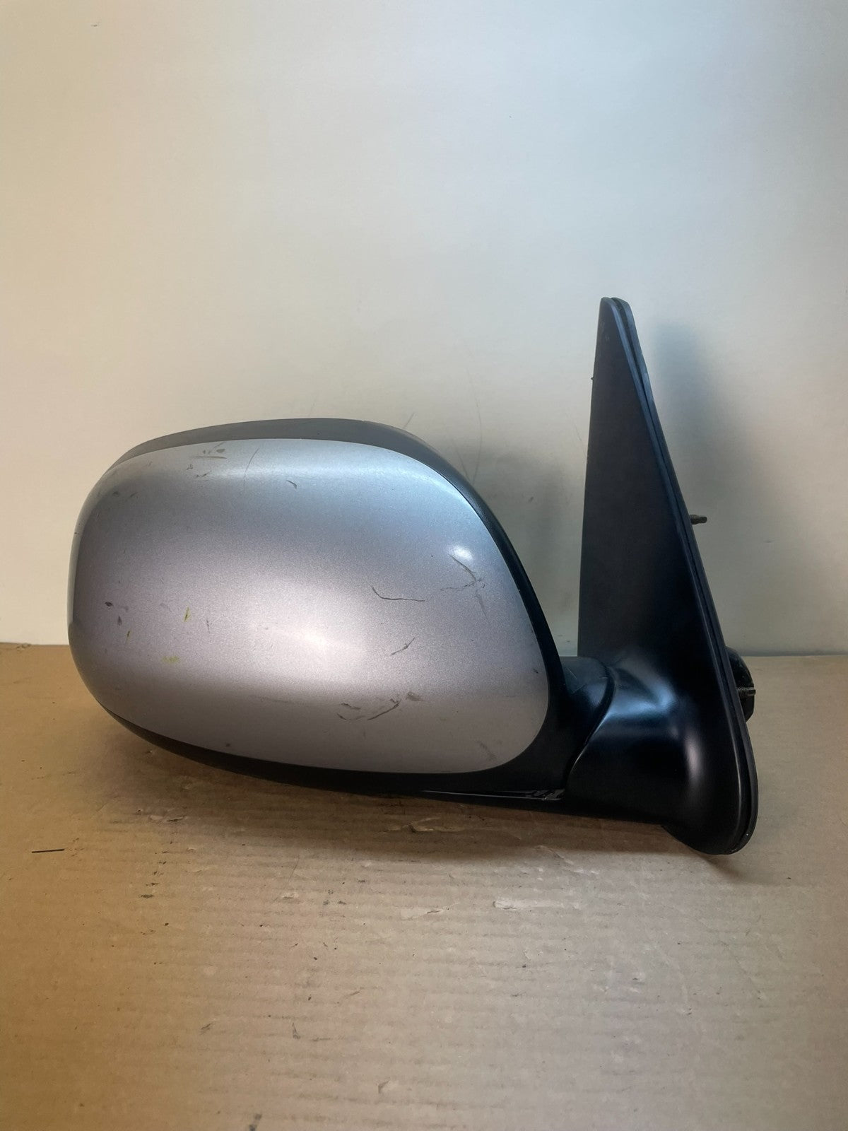 2001 to 2006 Toyota Sequoia Right Passenger RH View Door Mirror AH8816 DG0