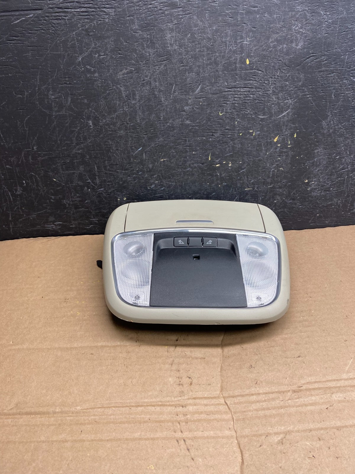2014 to 2017 Jeep Cherokee Overhead Console Dome Light AF1851 DG0