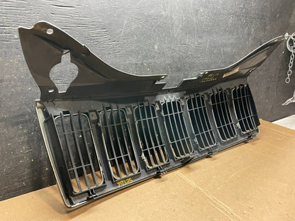 2008-2010 Jeep Grand Cherokee Front Upper Grill Grille Aftermatrket Z5793 DG8