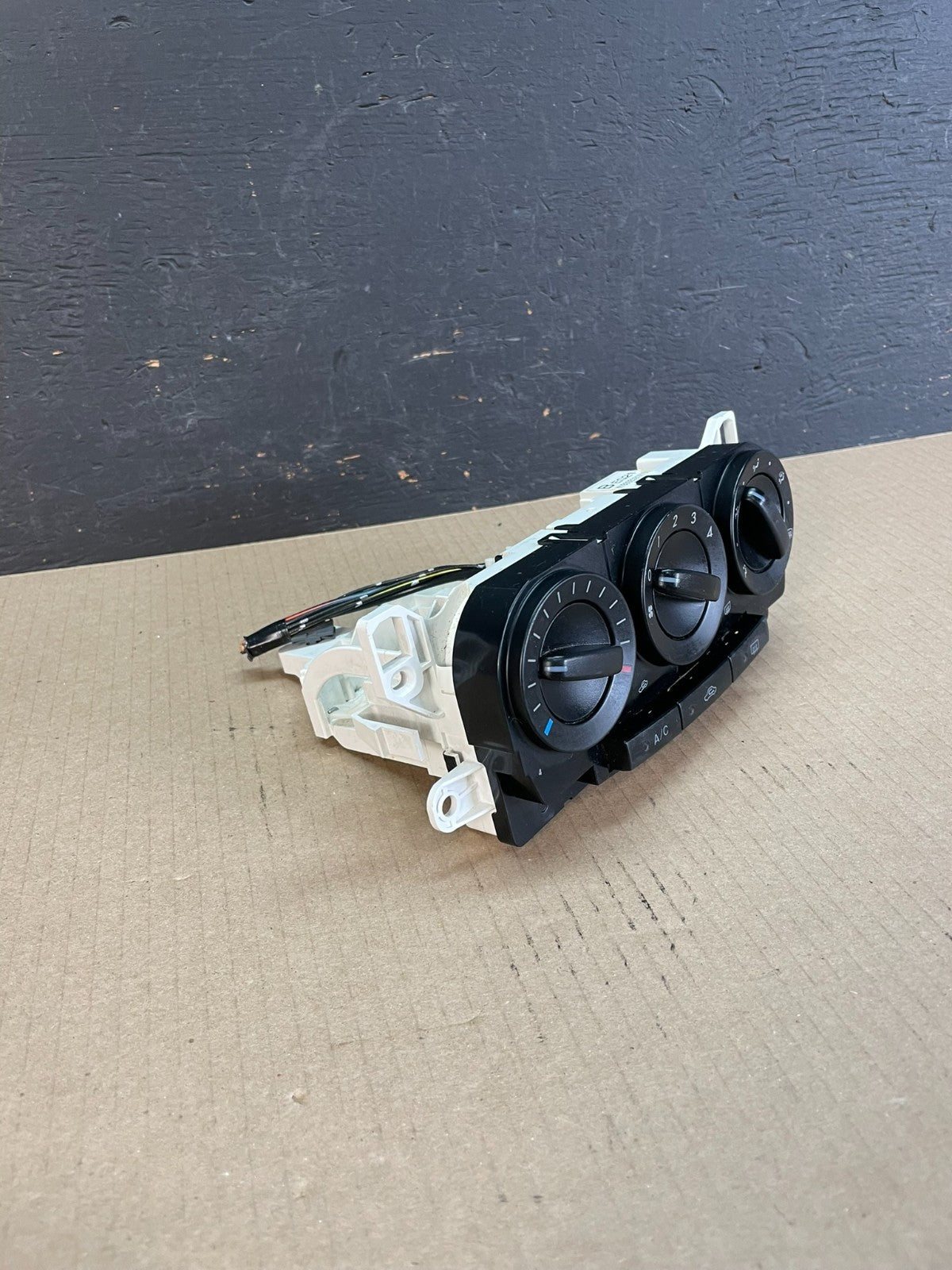 2007 2008 2009 Mazda CX-7 Climate Control Panel Hvac Heater AE3414 DG1