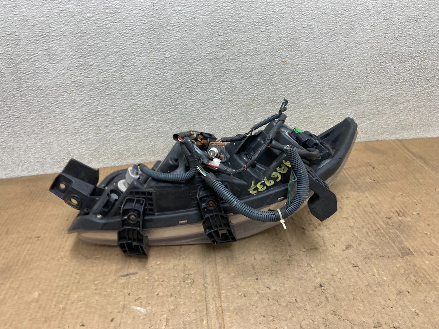 2008 2009 2010 Scion XB Right Passenger RH Headlight Halogen TYC AA6937 DW8