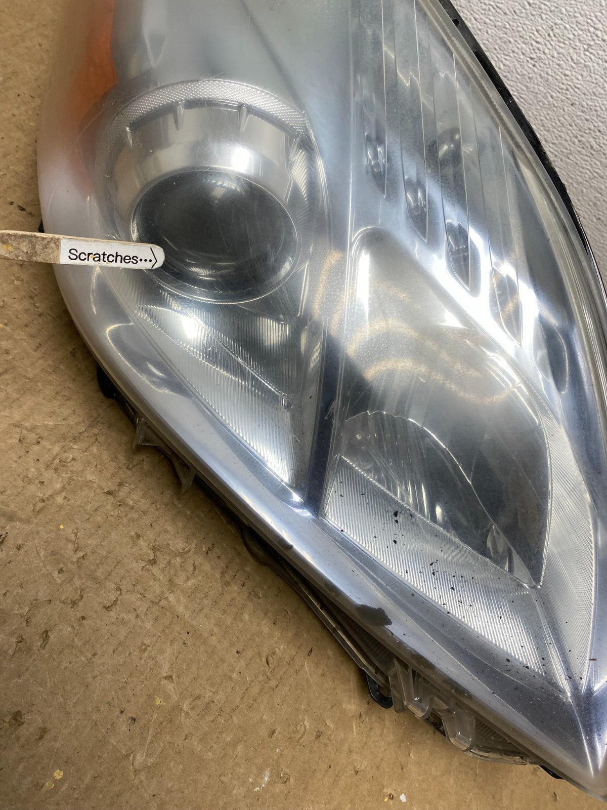2010 - 2011 Toyota Prius Right Passenger Rh Halogen Headlight TYC AC1060 DW3