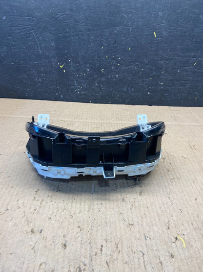 2007 2008 Mitsubishi Raider Speedometer Cluster Gauge 8100b200 Q0893 DG3