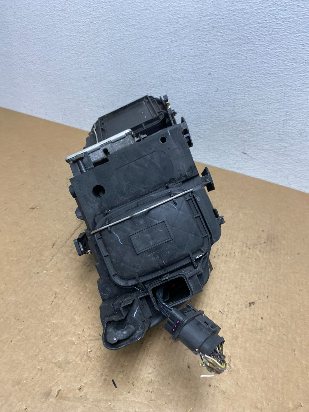 2009-2012 Audi Q5 Left Driver LH Side Xenon HID Headlight OEM AC3413 DW7