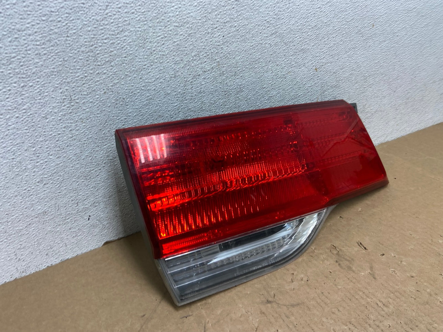 2008 to 2010 Honda Odyssey Left Driver LH Side Tail Light Inner AG0511 LK2
