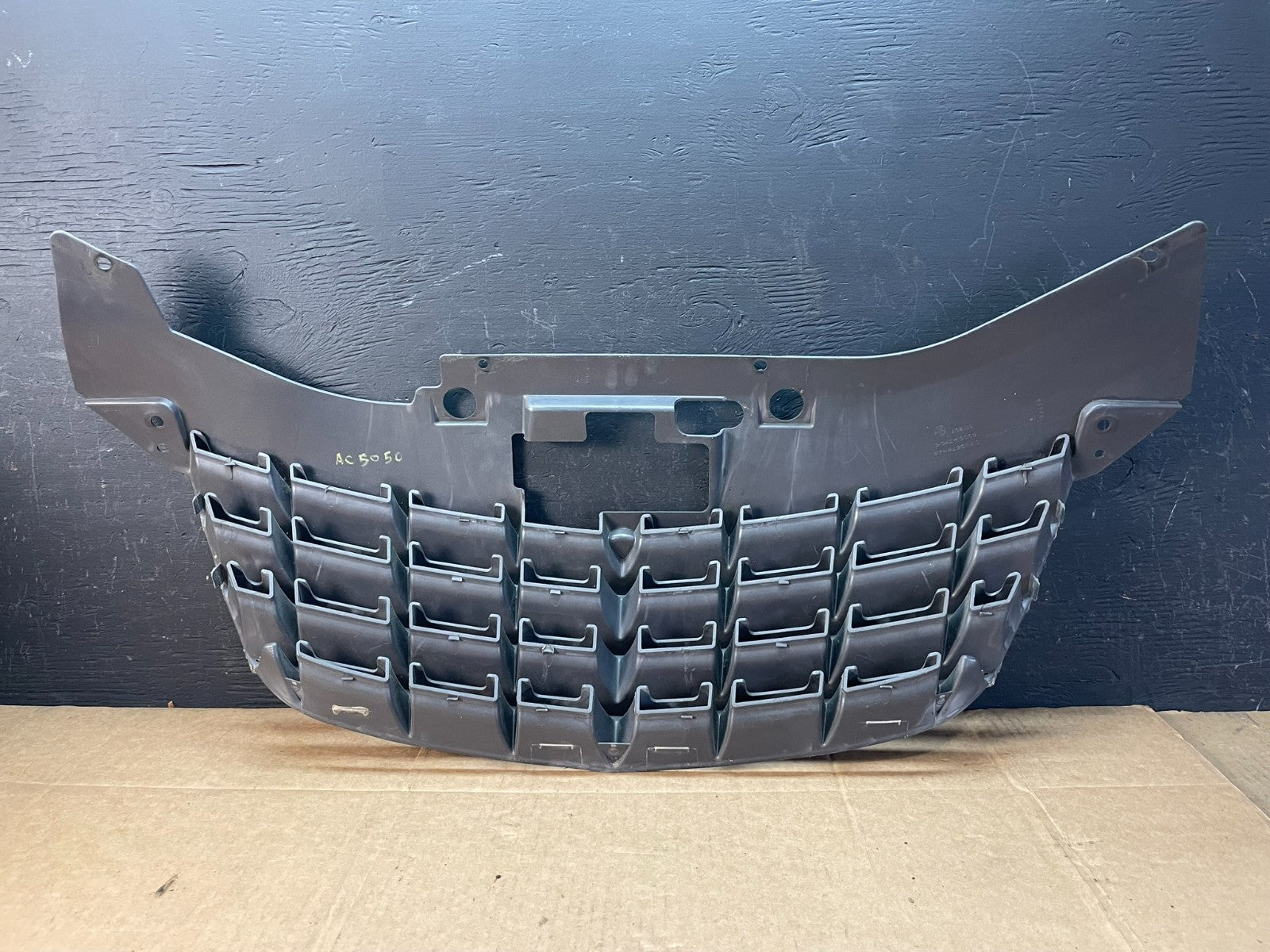 2007 to 2010 Chrysler Sebring Front Upper Grille Grill 0YW36TRMAB ac5050 DG3