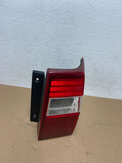 2007 - 2012 Ford Expedition Right Passenger Rh Side Tail light AD6435 LK2