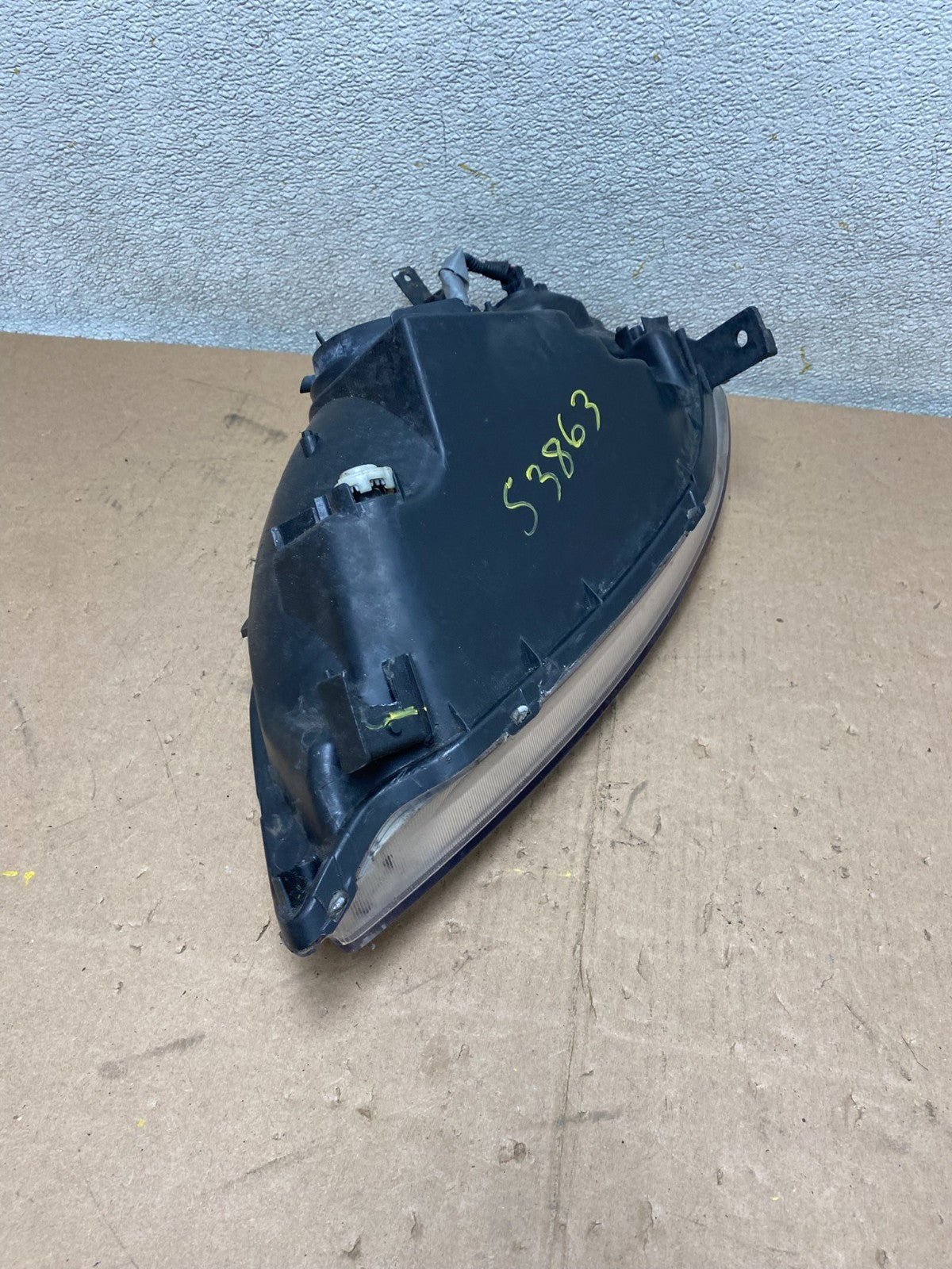 2001 - 2003 Honda Civic Coupe Headlight Halogen Right Passenger Rh TYC S3863 DW10