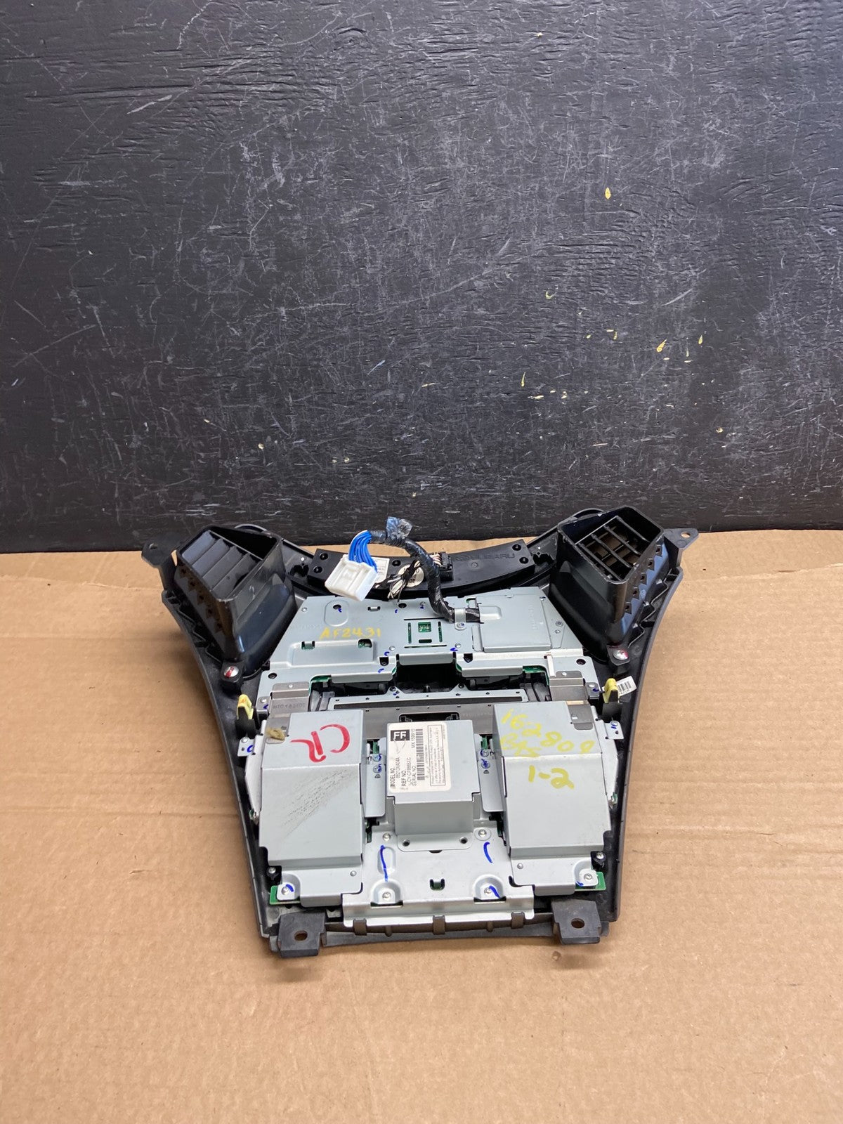 2006-2009 Subaru Tribeca Radio CD Player Climate Control Bezel Panel AF2431 DG4
