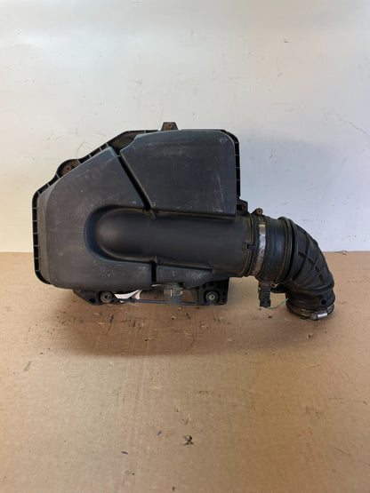 2002 to 2006 Acura RSX Engine Air Cleaner Filter Box AG7615 DG0