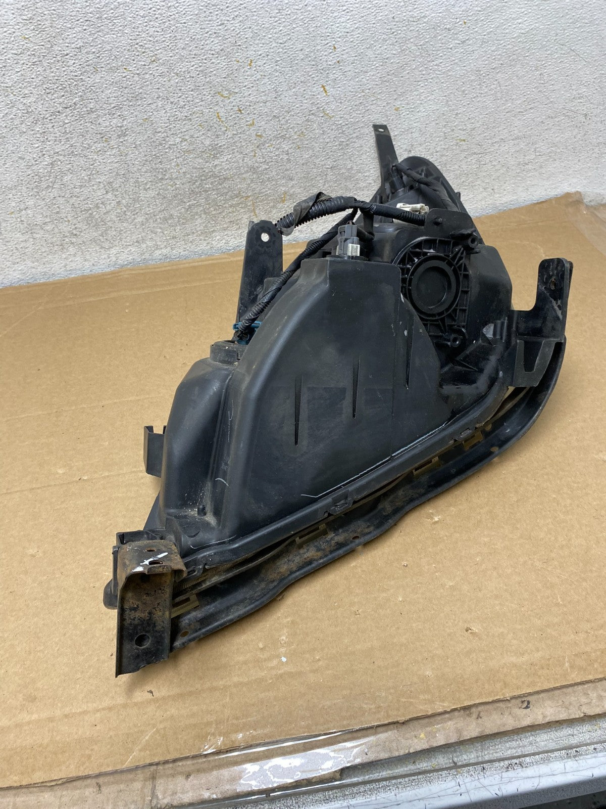 2005 2006 2007 Honda Odyssey Right Passenger RH Side Halogen Headlight AH8197 DW8