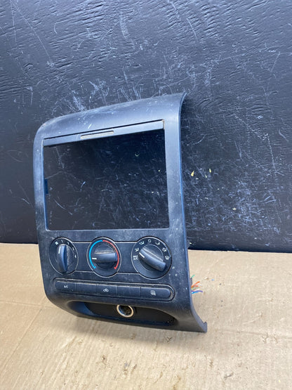 2004 to 2008 Ford F150 Radio Climate Dash Bezel Surround Black ac4825 DG1