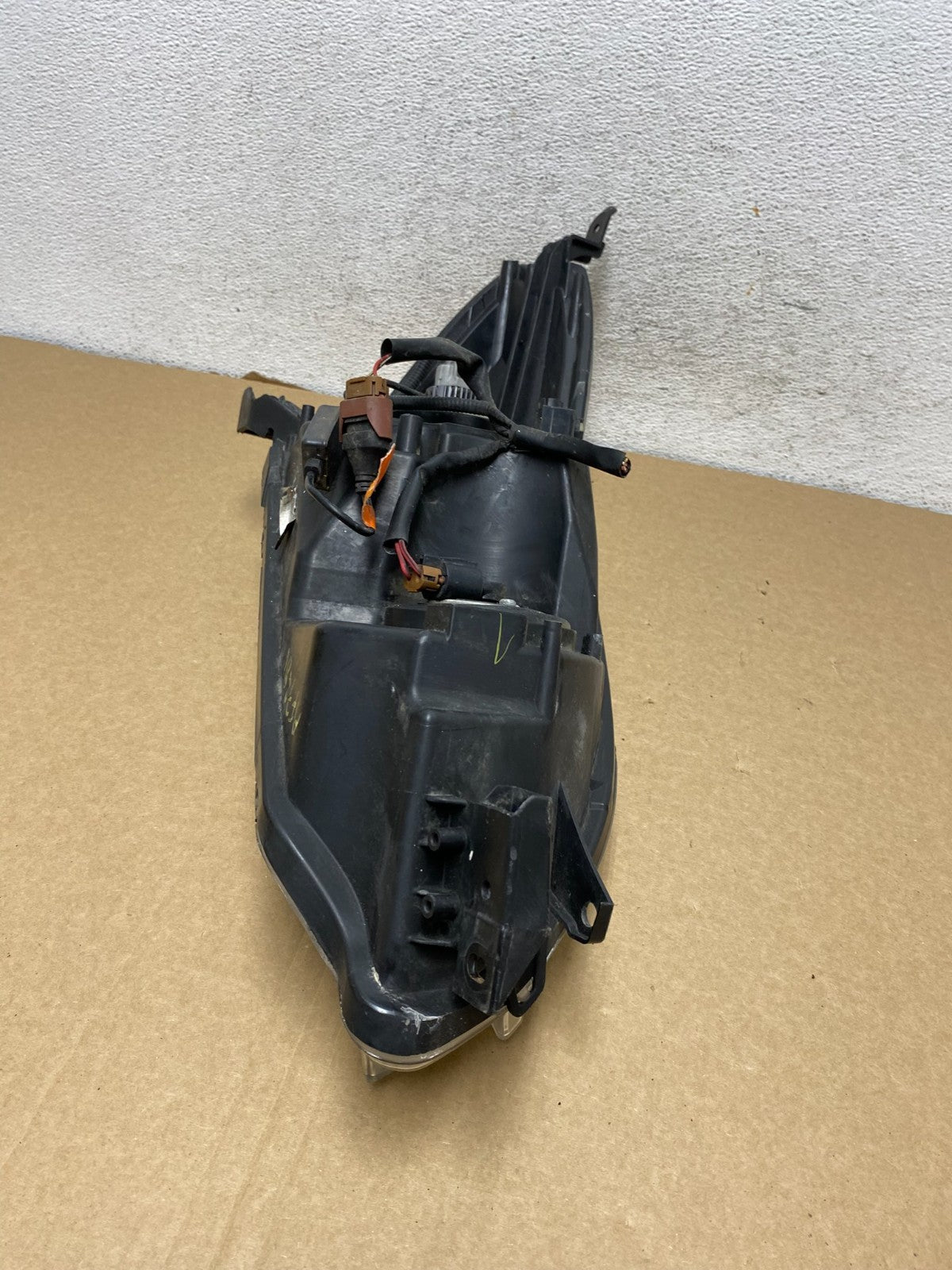 2009 to 2014 Toyota Matrix Left Driver LH Side Halogen Headlight AF7280 DW7