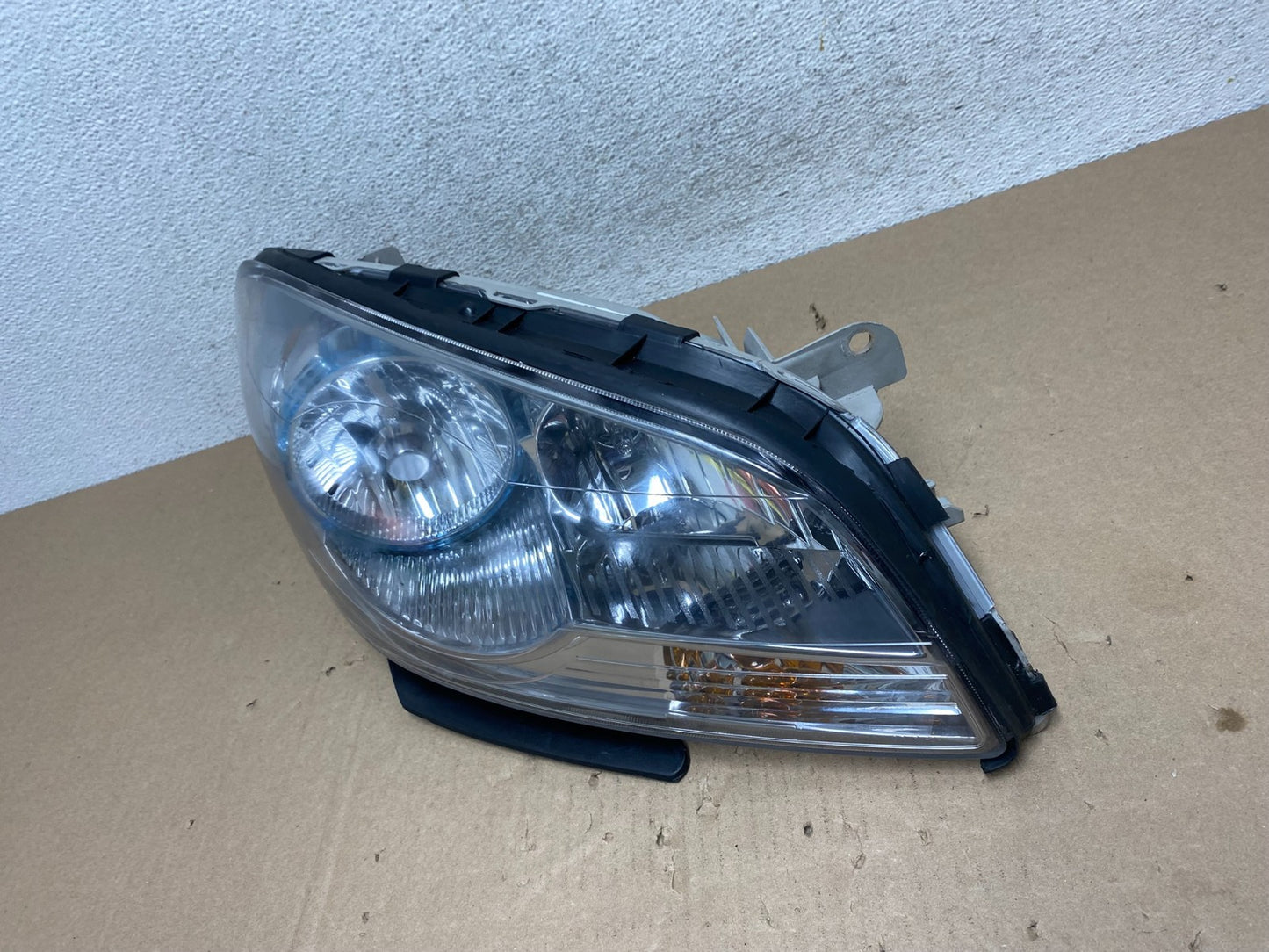 2008 to 2012 Chevrolet Malibu Right Passenger Rh Side Headlight AG6700 DW1