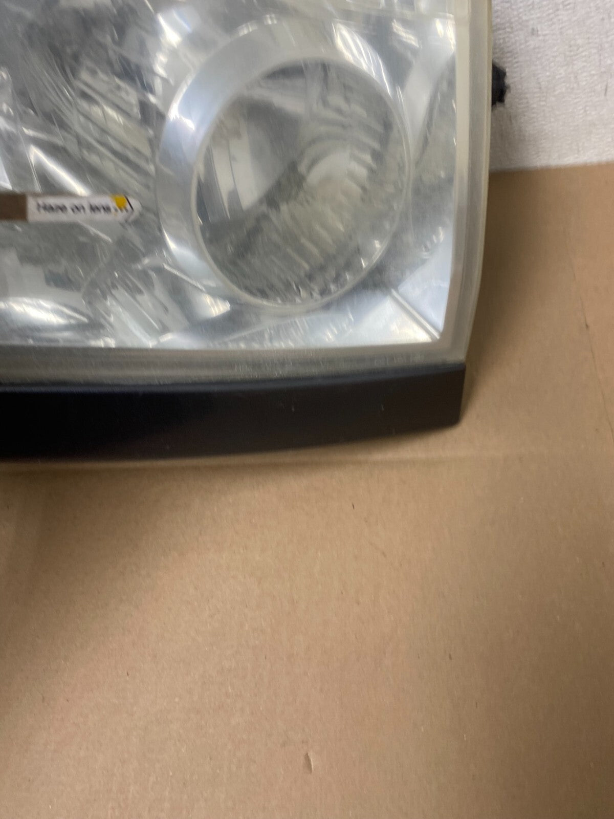 2004 to 2007 Nissan Armada Left+Right Side Set Headlights Oem M4613 DW14