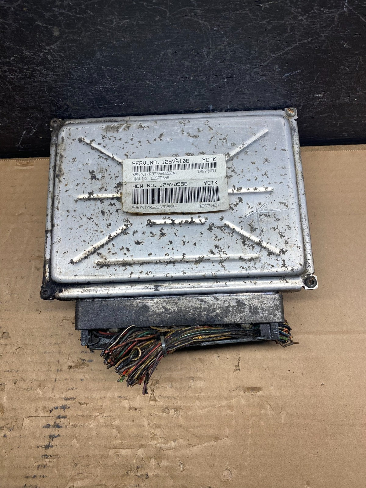 2003-2006 Chevrolet Tahoe Silverado Engine Control Unit Module ECM ECU AD9404 DG0