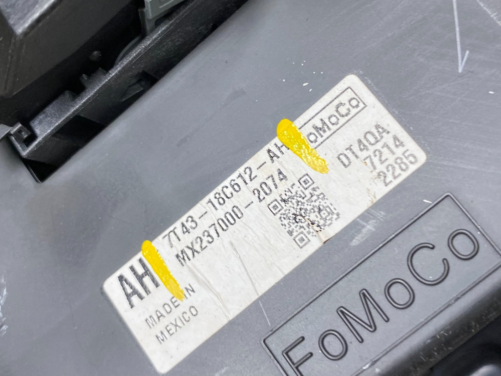 2007 - 2010 Ford Edge Heater Climate Control Radio Control Dash Bezel u5146 DG6
