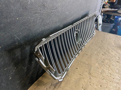2002 to 2005 Mercury Mountaineer Front Upper Grill Grille Oem r5519 DG8