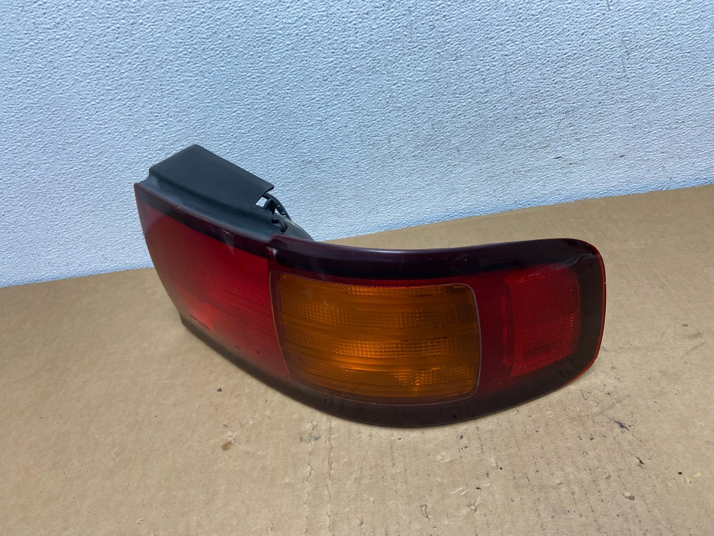 1995 - 1996 Toyota Camry Sedan Right Passenger Tail Light Lamp AC8536 DW1