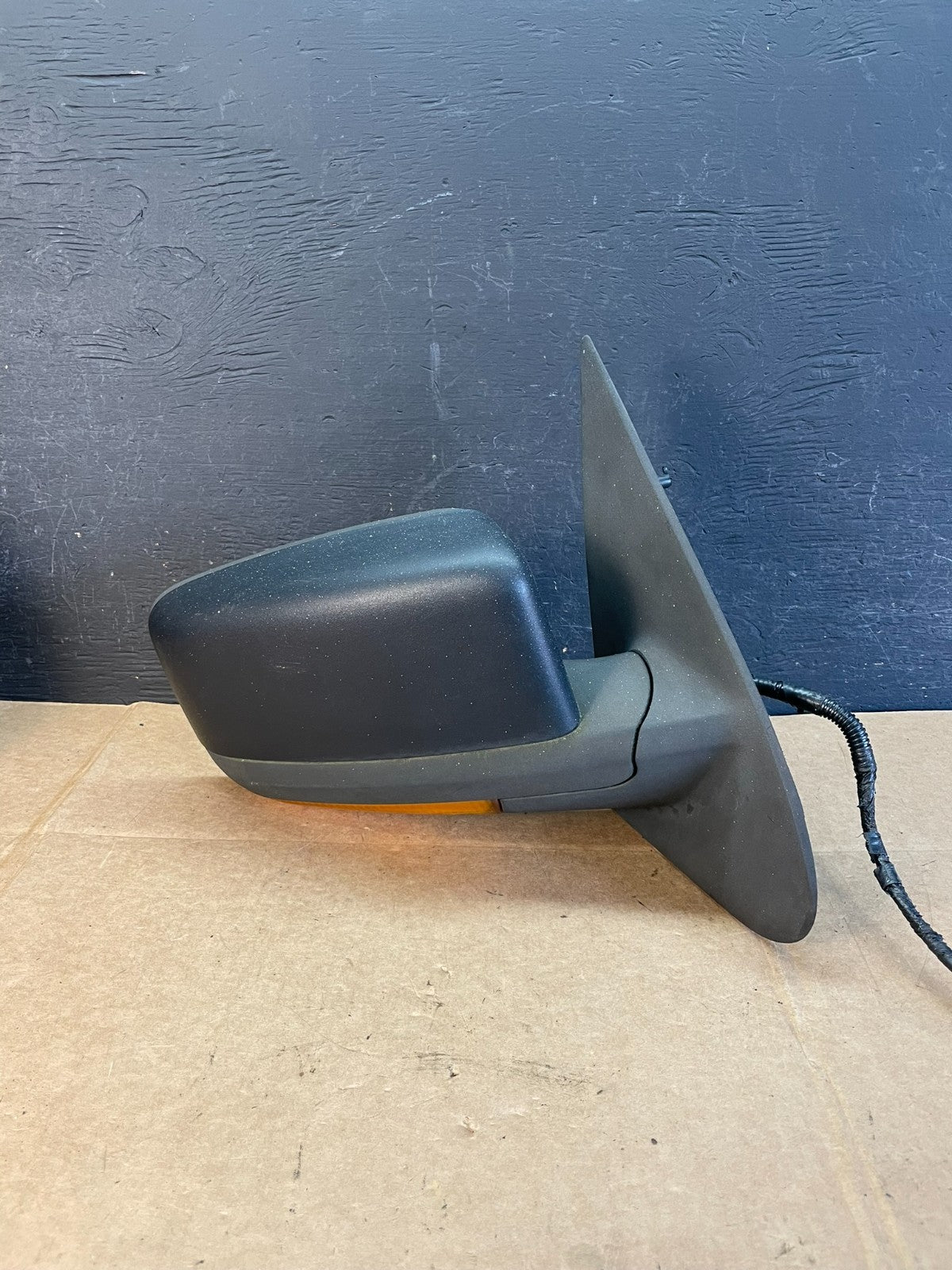 2003-2006 Ford Expedition Right Passenger Side View Door Mirror AE0956 DW0