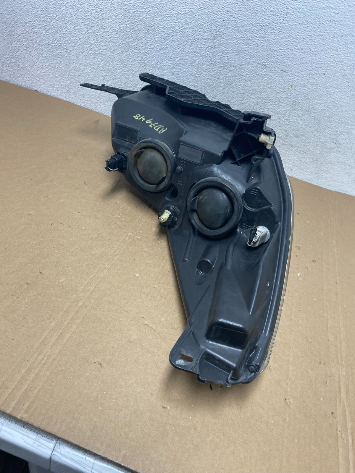 2013 - 2016 Ford Escape Headlight Left Driver Lh Side Halogen AD7948 DW11