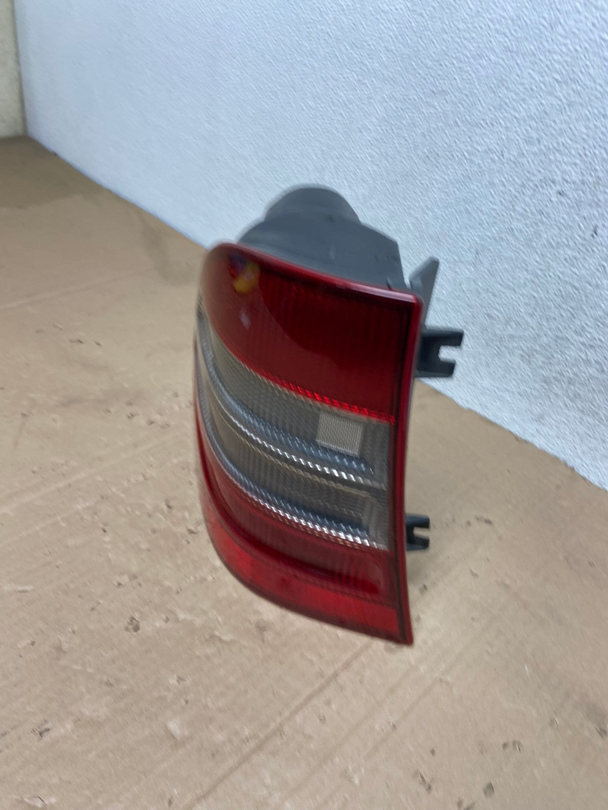1998 1999 2000 2001 Mercedes ML320 ML-Class Left Driver LH Tail Light AE9192 LK1