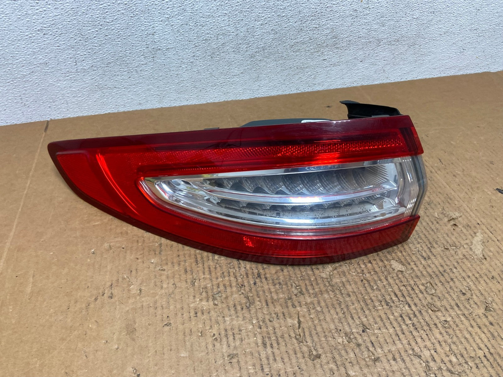 2013 to 2016 Ford Fusion Left Driver LH Side Tail Light AE2631 LK0