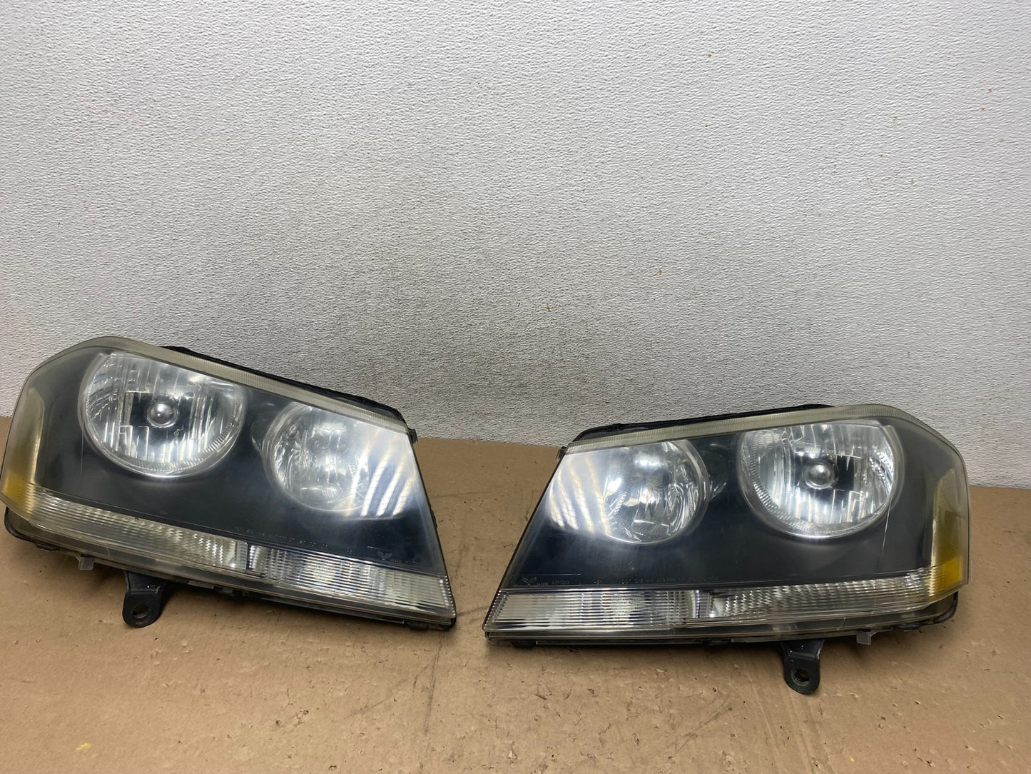 2008 to 2014 Dodge Avenger Left+Right Side Set Black Headlights AG5385 DW0