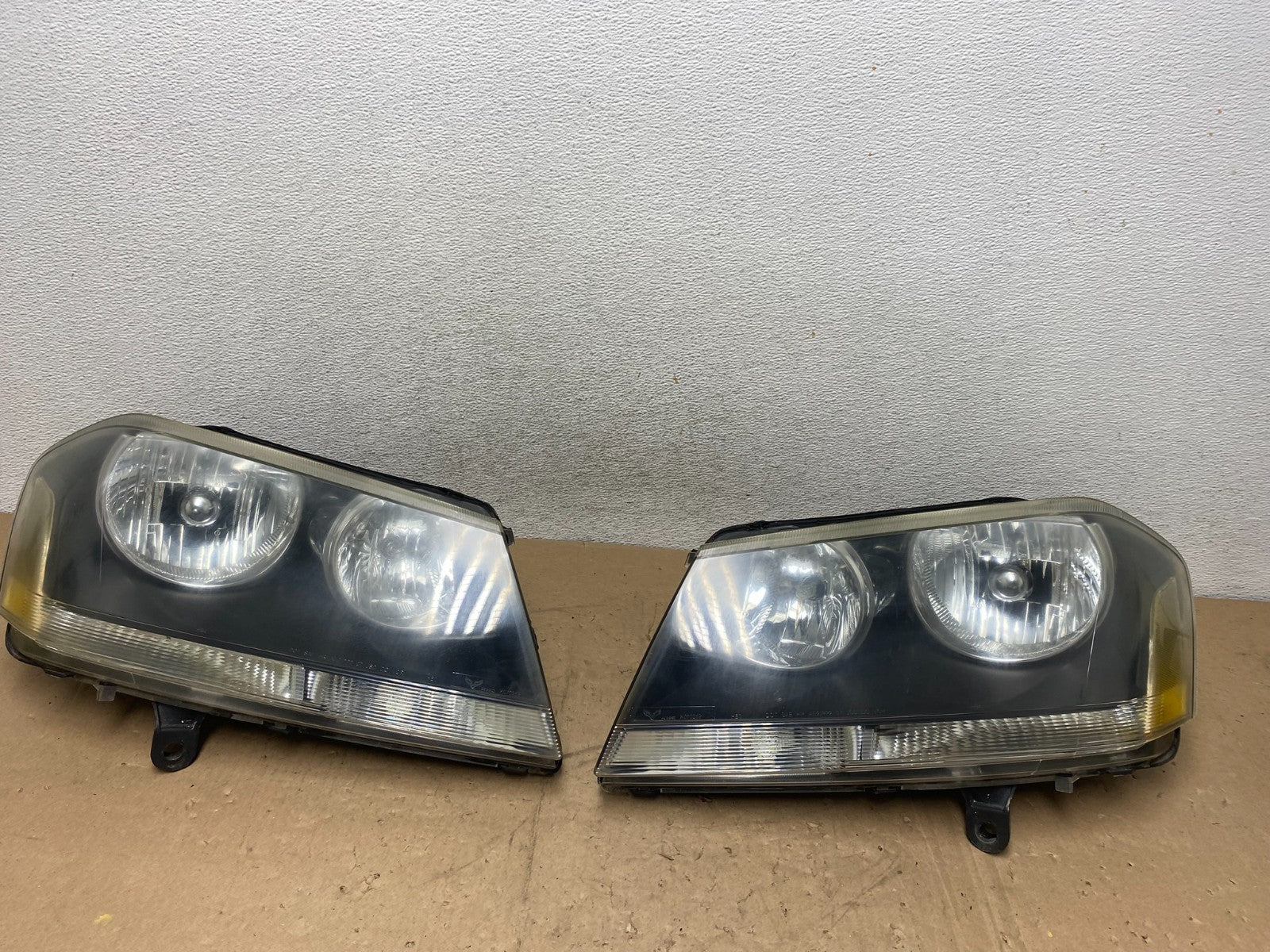 2008 to 2014 Dodge Avenger Left+Right Side Set Black Headlights AG5385 DW0