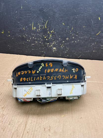 2000 to 2002 Hyundai Accent 2-Door Speedometer Cluster AA8120 PS4