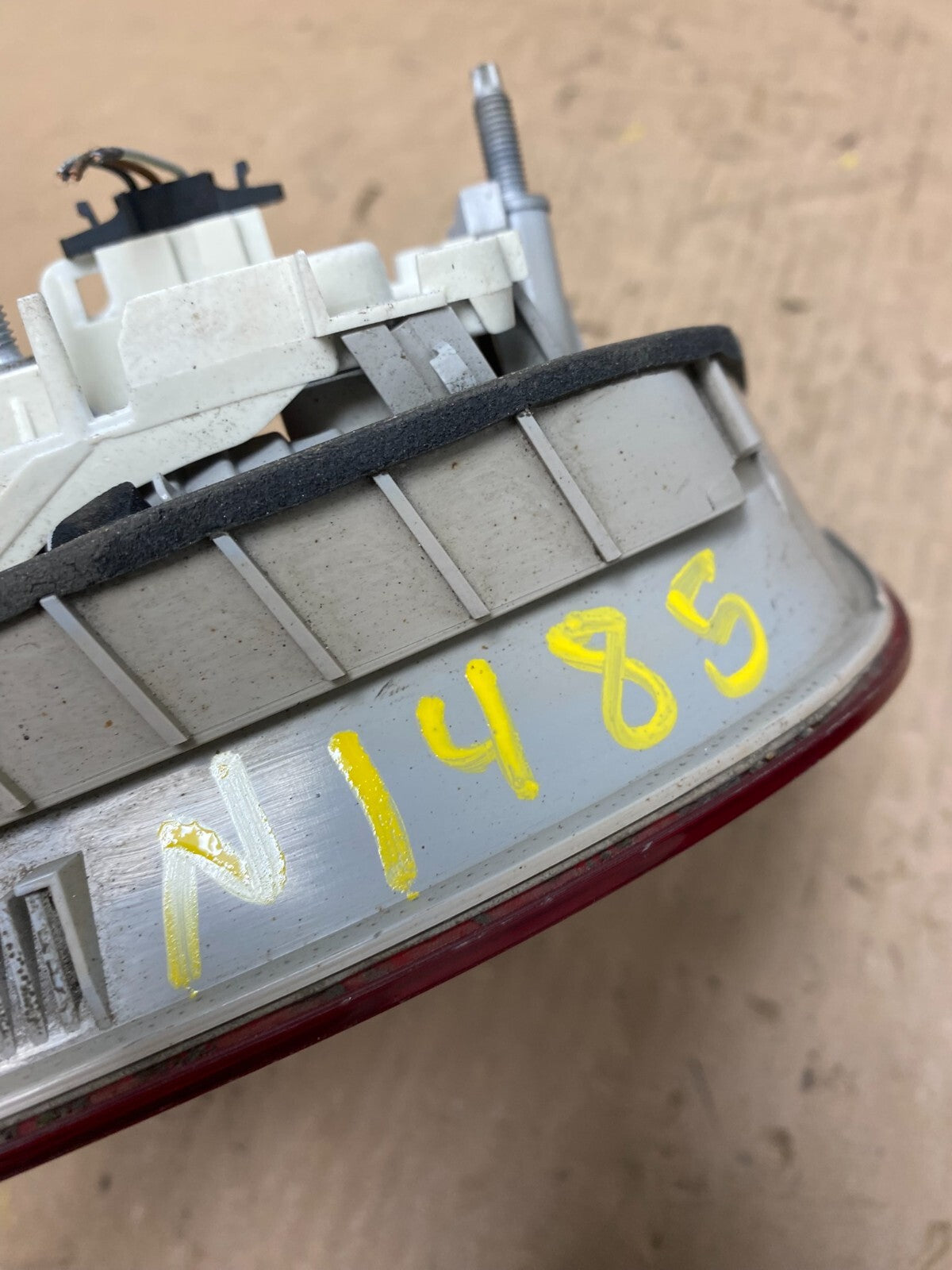 2004 to 2008 Audi A4 Avant Left Driver LH Inner Tail Light Oem N1485 DW7
