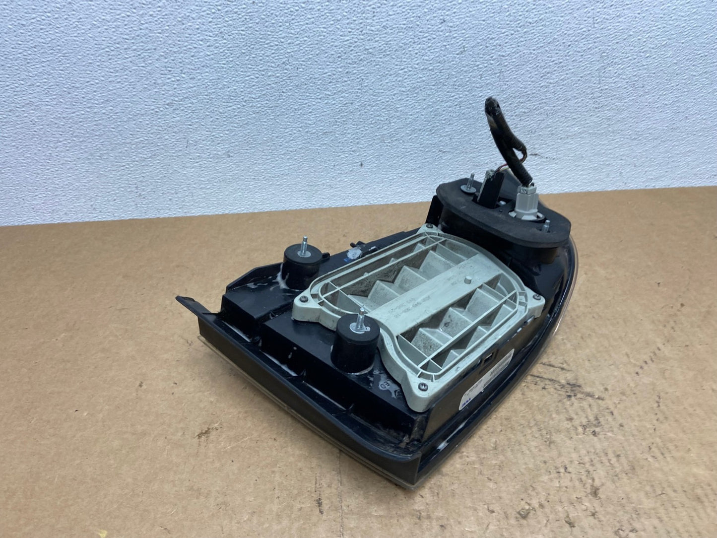 2007 - 2008 Acura Tl Right Passenger Rh Side Tail Light Oem AC3357 LK4
