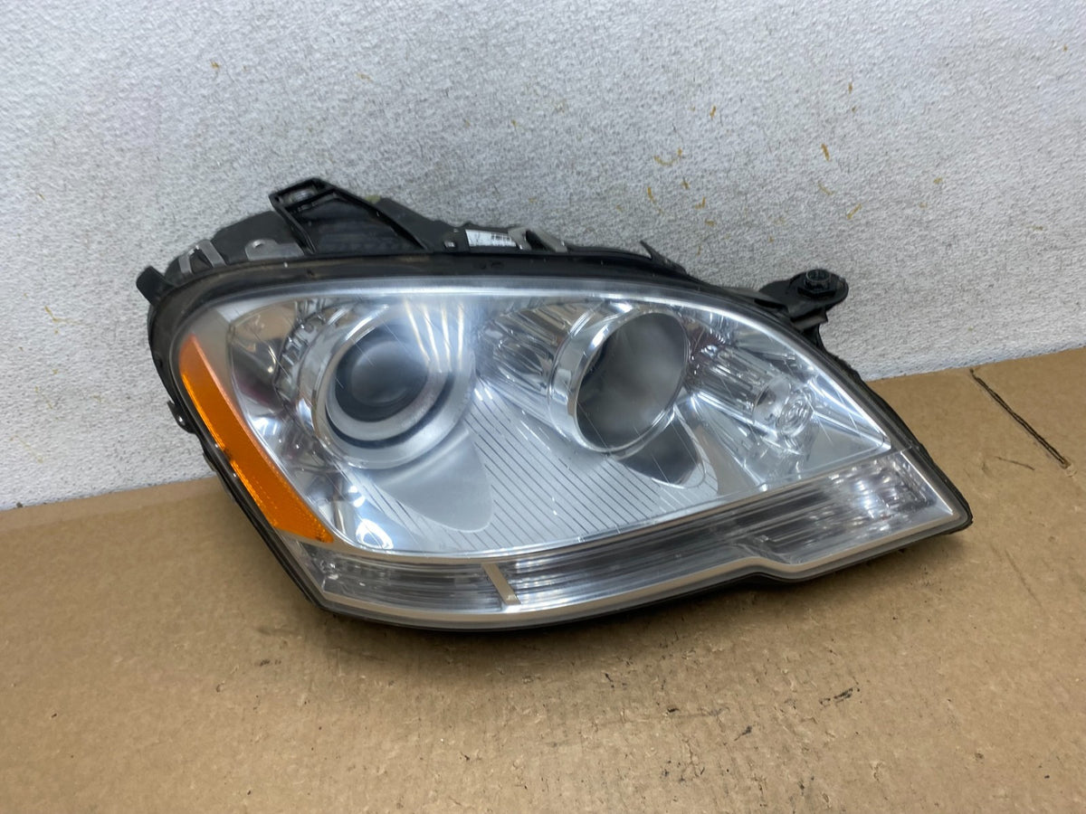 Halogen 2009-2011 Mercedes-Benz ML Class Right Passenger Headlight AI3530 DW0