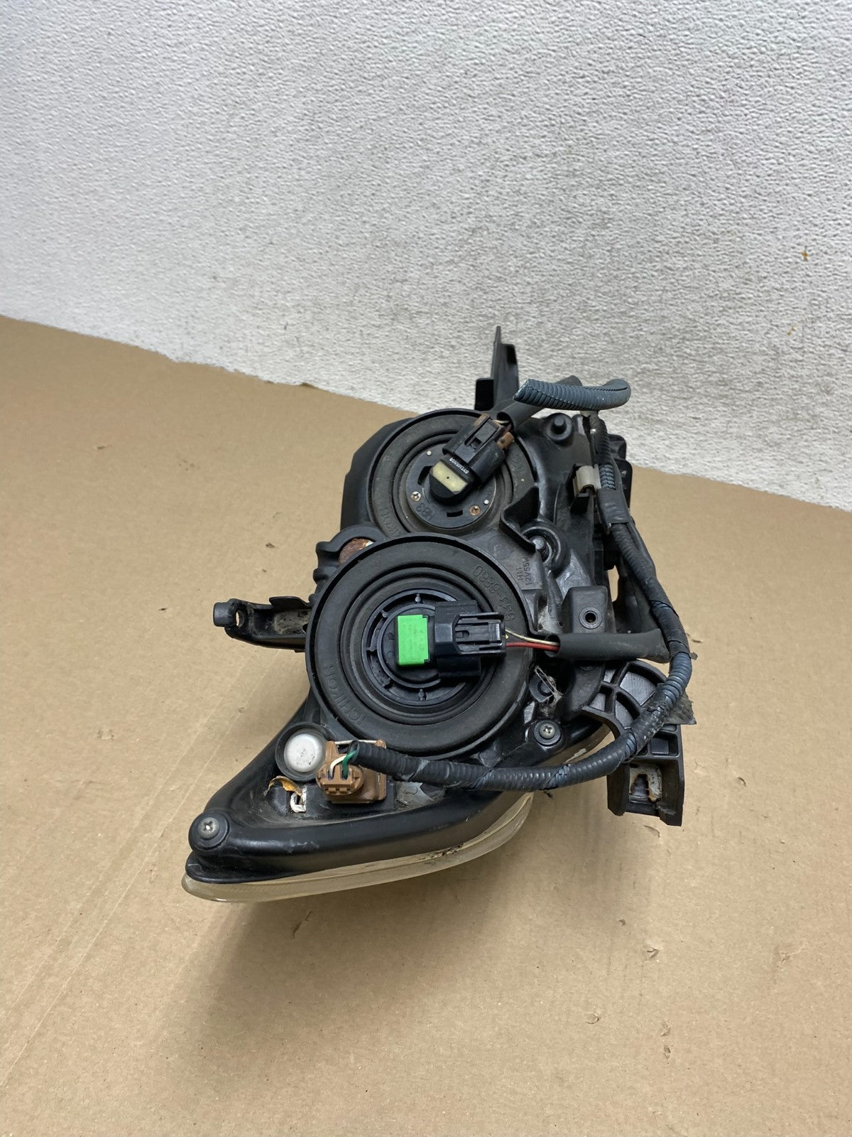 2008 2009 2010 Scion XB Left Driver Headlight Halogen AG6820 DW7