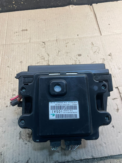 2007 Jeep Grand Cherokee Integrated Power Fuse Box 04692109ac x9967 DG0