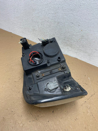 2002 to 2009 Gmc Envoy Left Driver Lh Side Headlight Halogen AD8083 DW8